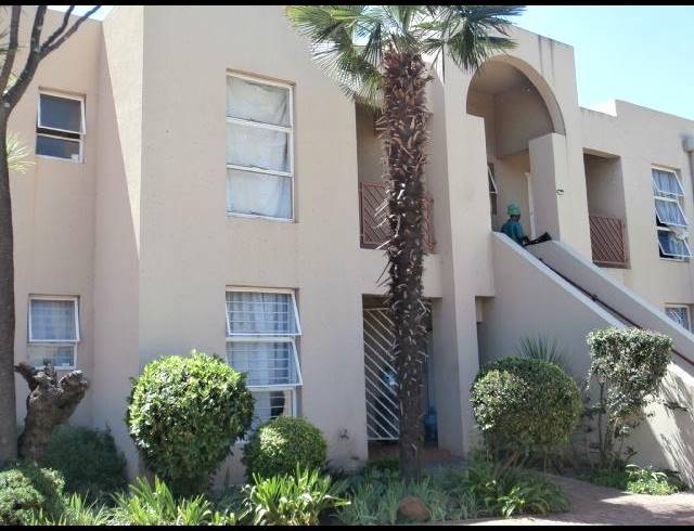 3 BEDROOM TOWNHOUSE FOR SALE IN BRACKENDOWNS